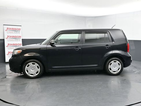 Used 2008 Scion xB image 5