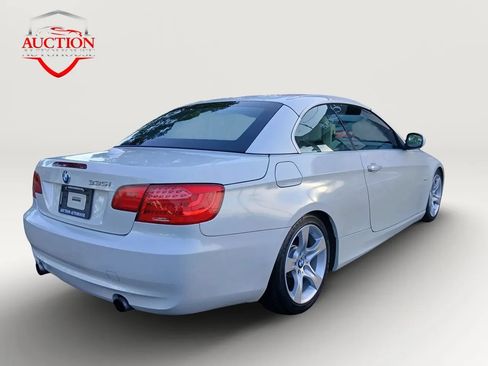Used 2011 BMW 335i Convertible RWD image 5