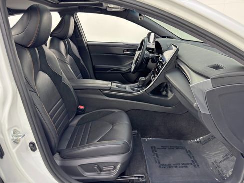 Used 2021 Toyota Avalon XSE image 15