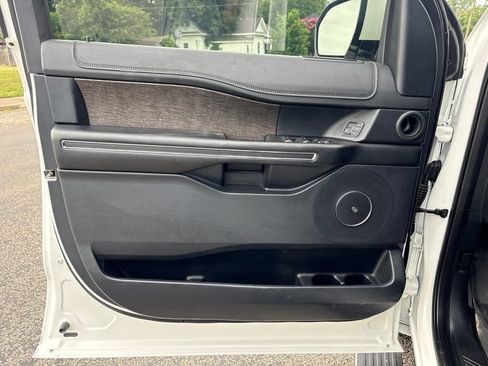 Used 2020 Ford Expedition Limited w/ Special Edition Package RWD image 13