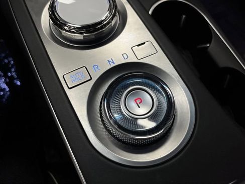 Used 2025 Genesis GV70 2.5T w/ Sport Prestige Package image 23