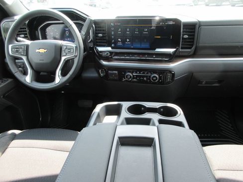 New 2026 Chevrolet Silverado 1500 LT AWD/4WD image 17