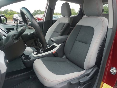 Used 2020 Chevrolet Bolt LT image 16