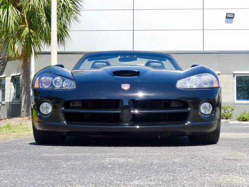 Used 2004 Dodge Viper SRT-10 image 29