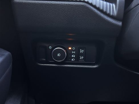 New 2025 Ford Ranger XLT w/ Equipment Group 301A High image 18