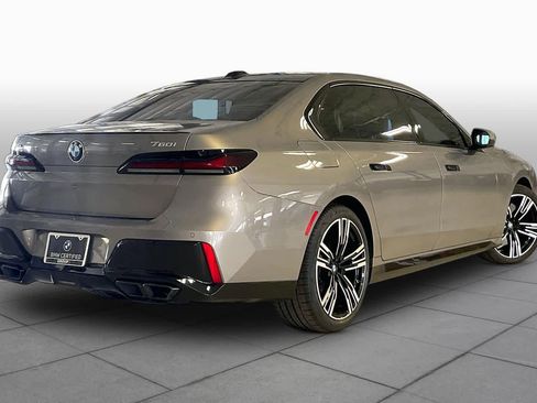 Certified 2024 BMW 760i xDrive AWD/4WD image 12