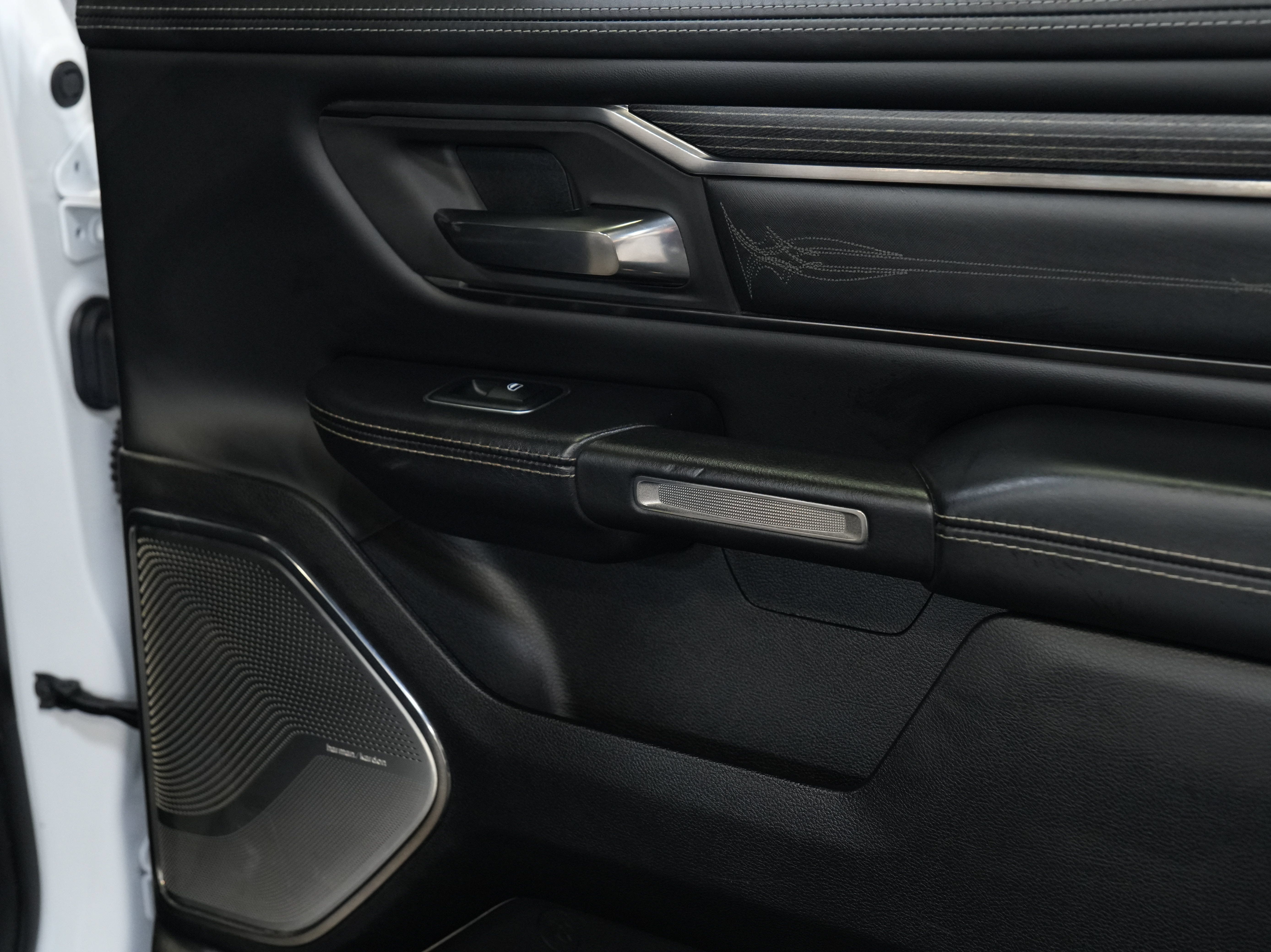 Used 2019 RAM 1500 Limited AWD/4WD image 31