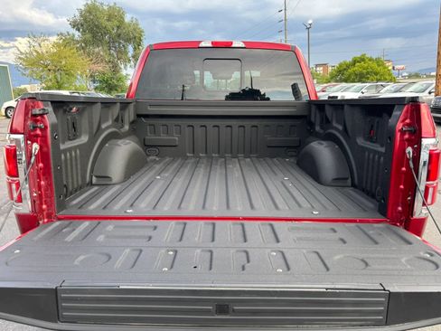 Used 2015 Ford F150 Platinum w/ Equipment Group 701A Luxury AWD/4WD image 19