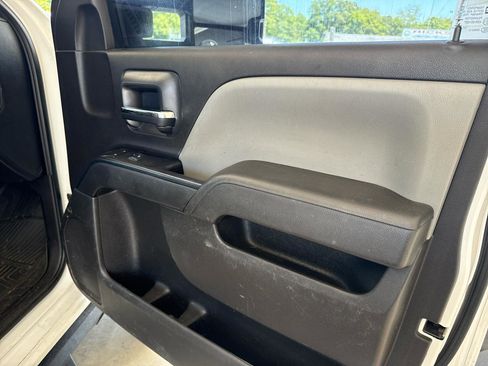 Used 2017 Chevrolet Silverado 2500 W/T w/ WT Convenience Package AWD/4WD image 24