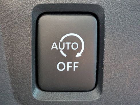 Used 2024 Nissan Sentra S image 22