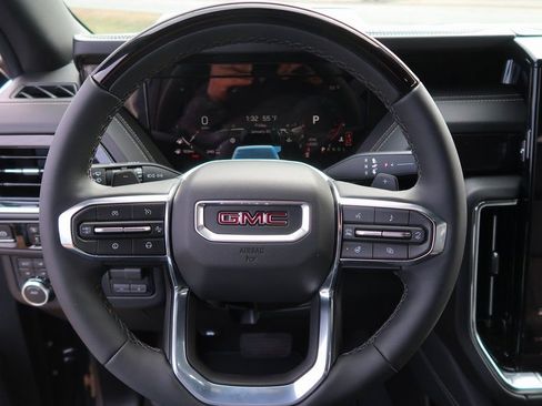 New 2026 GMC Yukon Elevation image 13