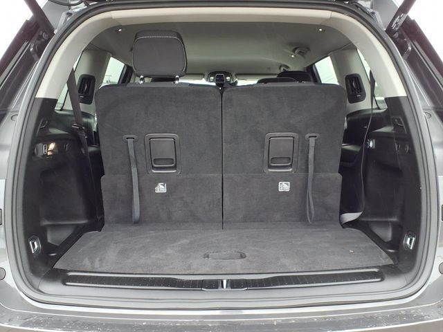 Used 2023 Jeep Grand Cherokee L Laredo w/ Luxury Tech Group I AWD/4WD image 9