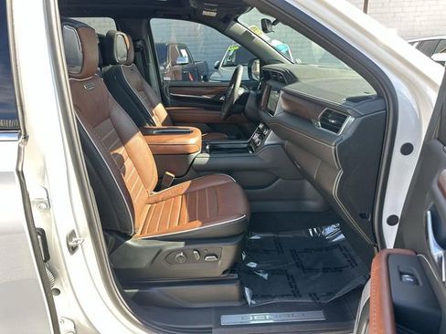 Used 2024 GMC Yukon Denali Ultimate image 28