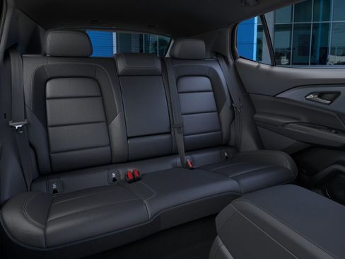 New 2025 Chevrolet Equinox EV LT image 17