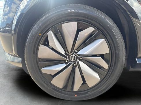 Used 2023 Nissan Ariya AWD image 40