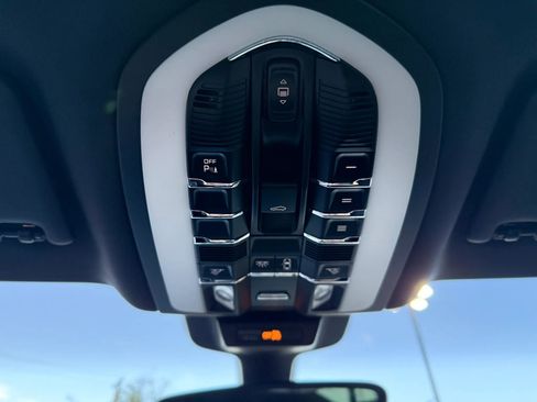 Used 2016 Porsche Macan S w/ Premium Package Plus AWD/4WD image 36