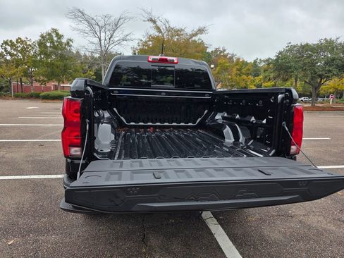 New 2025 Chevrolet Colorado LT w/ LT Convenience Package RWD image 23