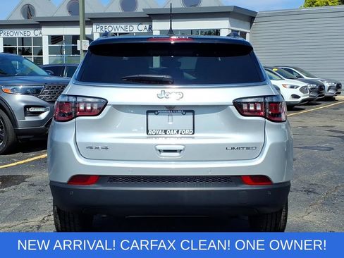 Used 2025 Jeep Compass Limited AWD/4WD image 19