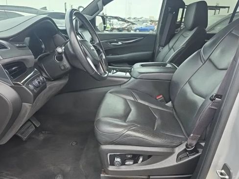 Used 2016 Cadillac Escalade ESV Platinum AWD/4WD image 3