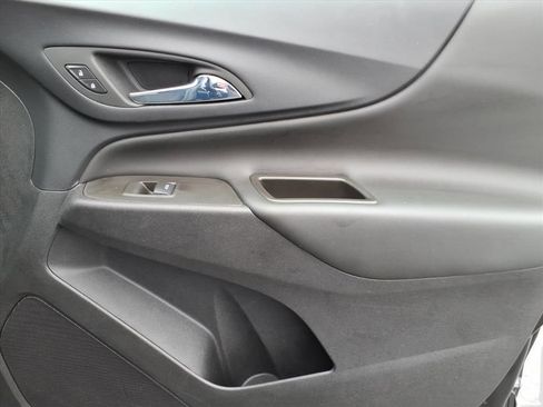 Used 2024 Chevrolet Equinox LT w/ LPO, Floor Liner Package image 10