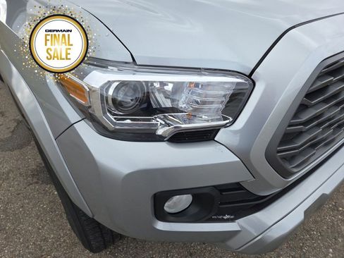 Used 2023 Toyota Tacoma TRD Sport image 13