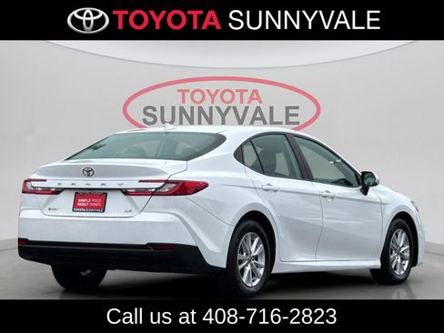 Used 2025 Toyota Camry LE FWD image 3