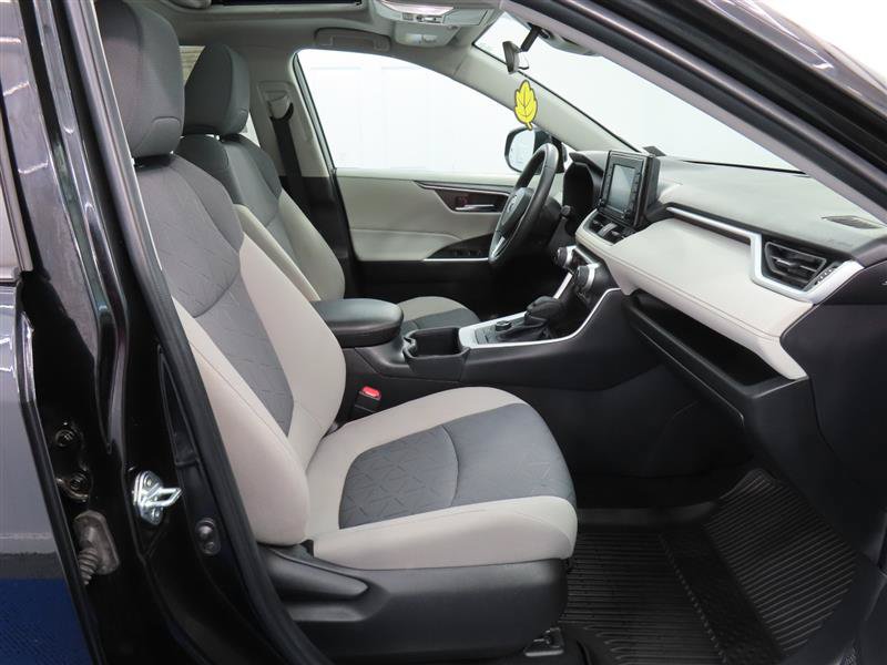 Used 2022 Toyota RAV4 XLE w/ Convenience Package AWD/4WD image 31