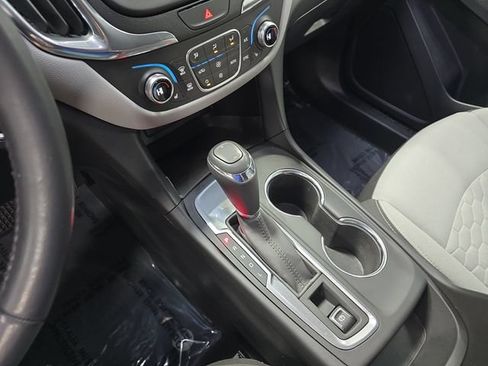 Used 2019 Chevrolet Equinox LT w/ Driver Convenience Package FWD image 26