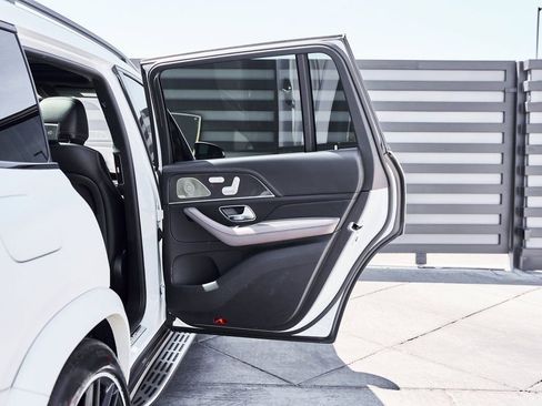 Used 2021 Mercedes-Benz GLS 63 AMG 4MATIC image 25