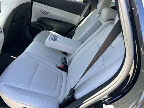 New 2026 Hyundai Tucson Limited FWD image 18