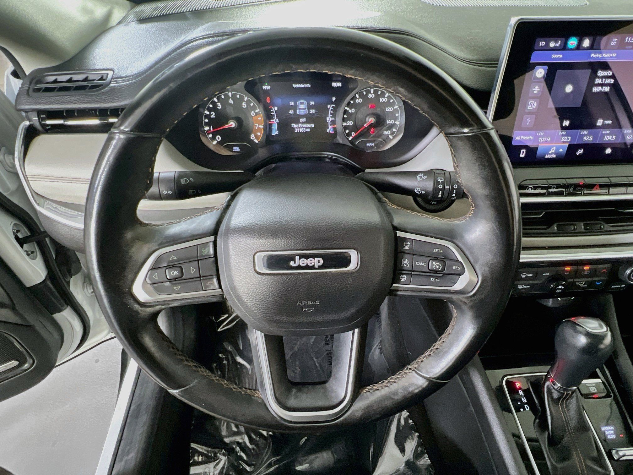 Used 2022 Jeep Compass Limited w/ Sun and Sound Group AWD/4WD image 11