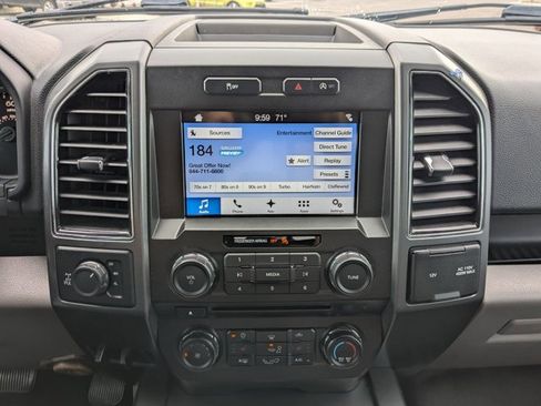 Used 2018 Ford F150 XLT w/ Equipment Group 302A Luxury image 12