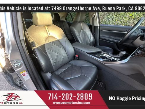 Used 2018 Toyota Camry XLE w/ Driver Assist Package image 21