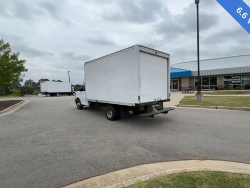 Used 2023 Chevrolet Express 3500 w/ Power Convenience Package RWD image 6