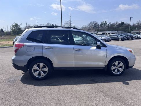 Used 2014 Subaru Forester 2.5i Premium AWD/4WD image 4