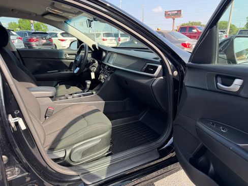 Used 2020 Kia Optima LX FWD image 19
