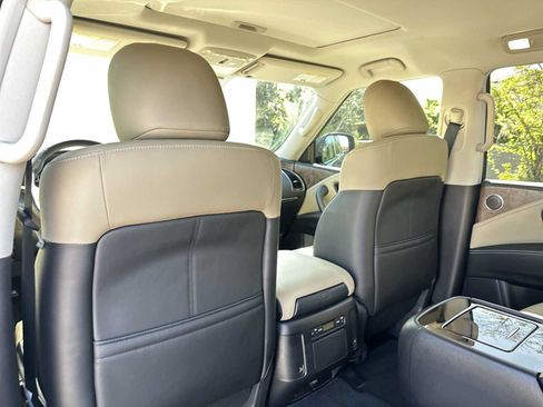Used 2023 INFINITI QX80 Premium Select w/ Cargo Package AWD/4WD image 16