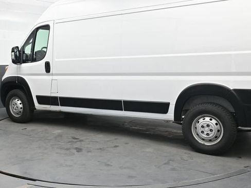 Used 2023 RAM ProMaster 2500 FWD image 4