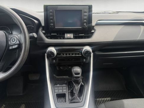 Used 2019 Toyota RAV4 LE w/ All Weather Liner Package AWD/4WD image 11