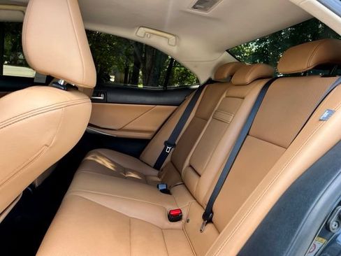Used 2018 Lexus IS 300 AWD w/ Comfort Package image 17