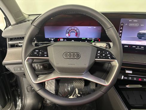 New 2026 Audi Q3 quattro 2.0T AWD/4WD image 11