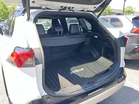 Used 2023 Toyota RAV4 XSE w/ XSE Grade Weather Package AWD/4WD image 21