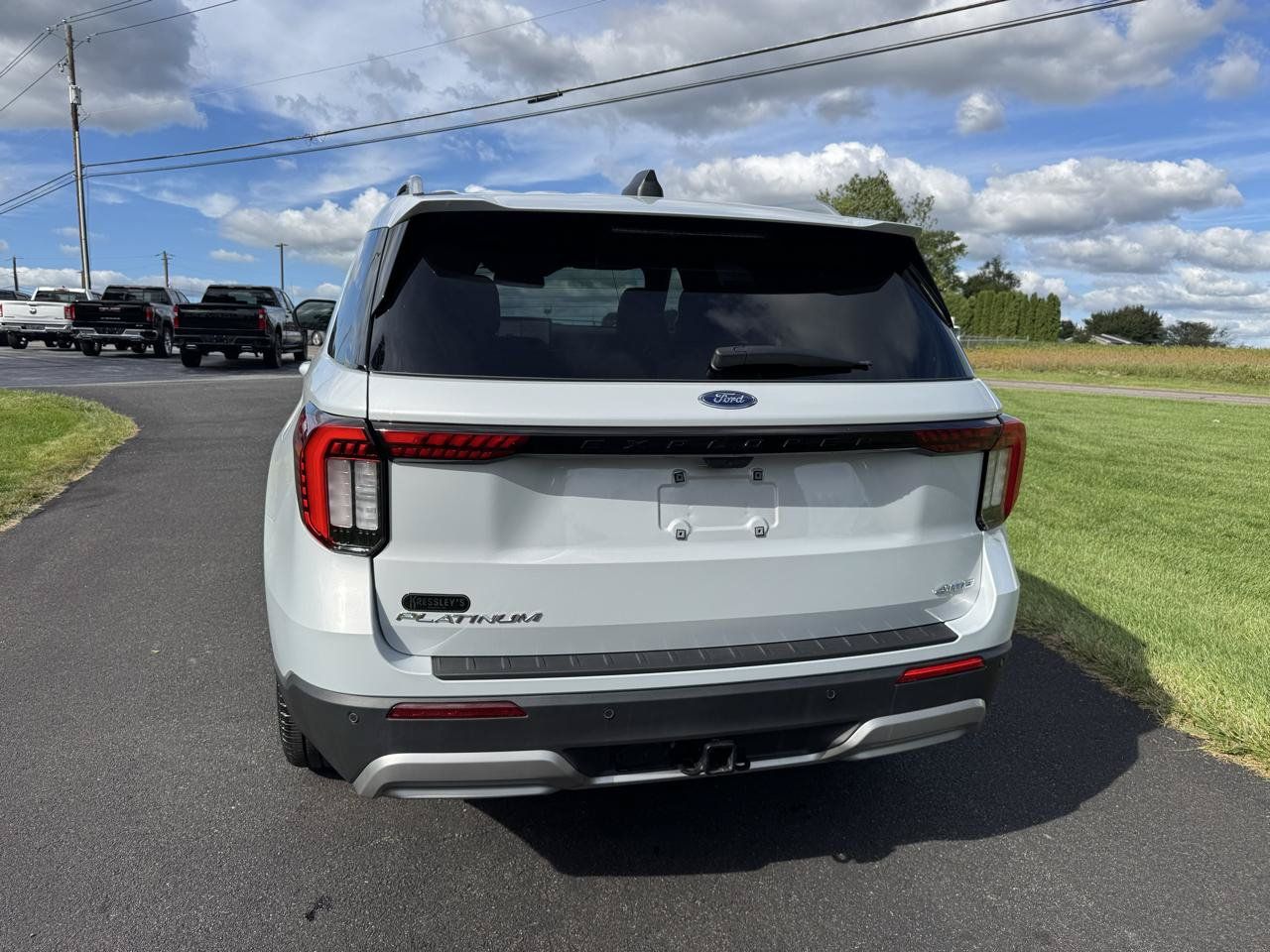 Used 2026 Ford Explorer Platinum w/ LUX Leather Package AWD/4WD image 26