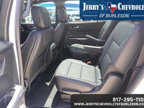 Used 2026 Chevrolet Traverse Z71 w/ Enhanced Driving Package AWD/4WD image 7