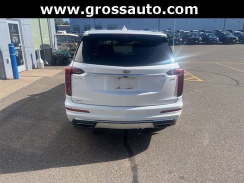 Used 2021 Cadillac XT6 Premium Luxury image 6