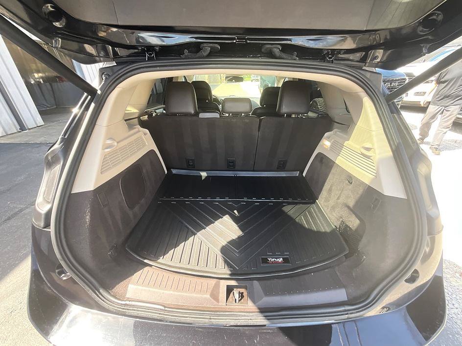 Used 2019 Lincoln MKC Select w/ MKC Climate Package FWD image 8