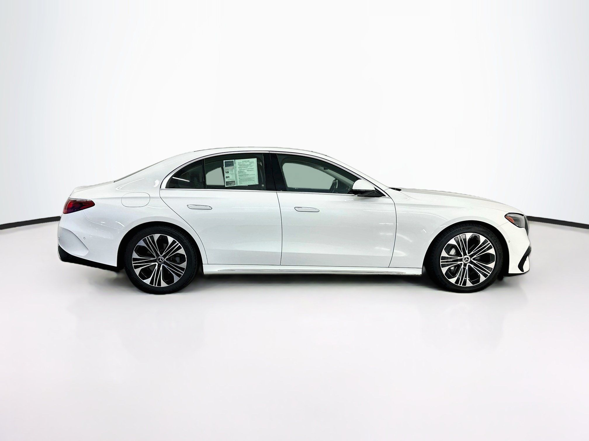 Used 2025 Mercedes-Benz E 350 4MATIC Sedan w/ Winter Package image 10