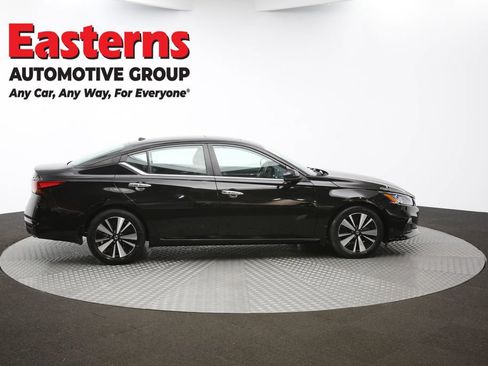 Used 2021 Nissan Altima 2.5 SV w/ SV Premium Package FWD image 42