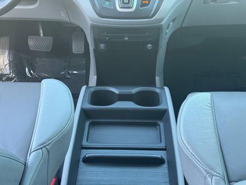 Used 2018 Honda Odyssey Touring image 20