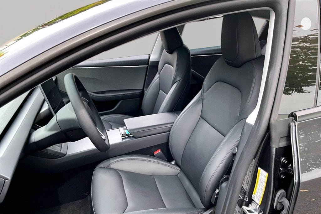 Used 2025 Tesla Model 3 Long Range RWD image 14